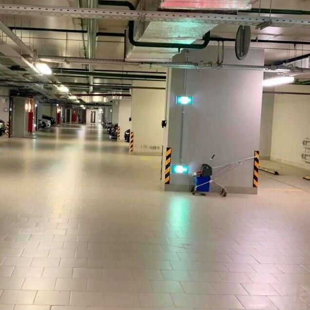 Машиноместо, 14 м²