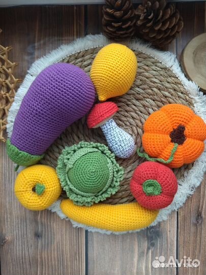 Овощи и фрукты вязаные