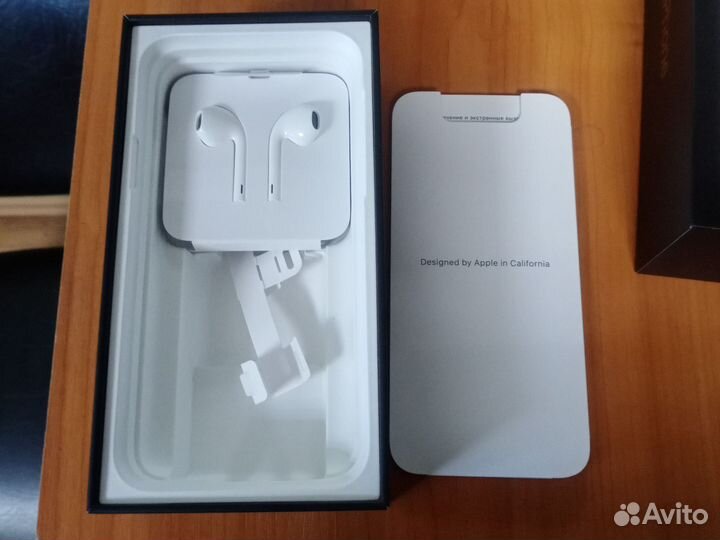 iPhone 11 Pro, 64 ГБ