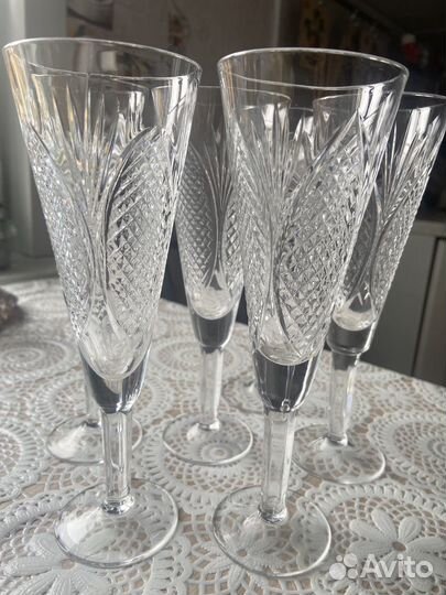 Хрустальные бокалы