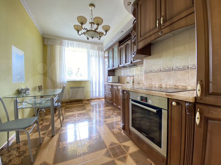 2-к. квартира, 85 м², 5/12 эт.