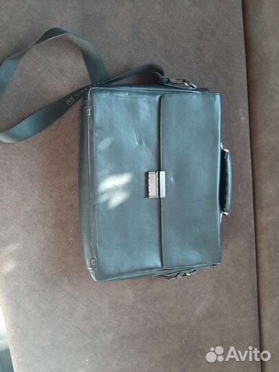 Мужской кожаный портфель новый