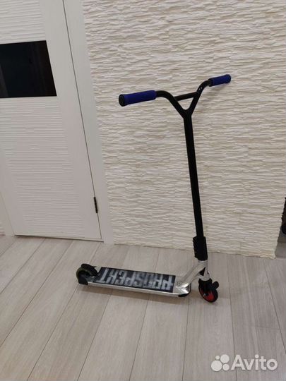 Трюковой самокат