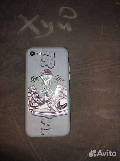 iPhone 8, 64 ГБ