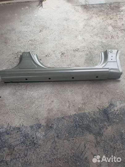 Хюндай Солярис 2, порог правый от 20 года