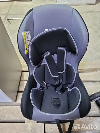 Детское кресло в машину
