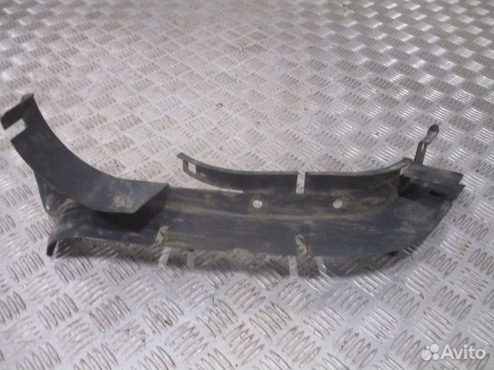 Кронштейн тормозных трубок Scania 1371083