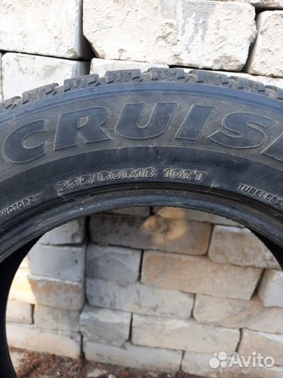 Bridgestone Ice Cruiser 7000 235/60 R18 107T