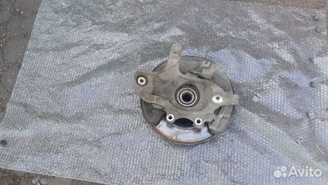 Задний правый поворотный кулак Mercedes W213 E200