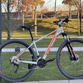 Cube attention grey red 2018 clearance