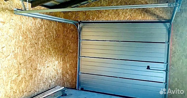 Секционные ворота с монтажом