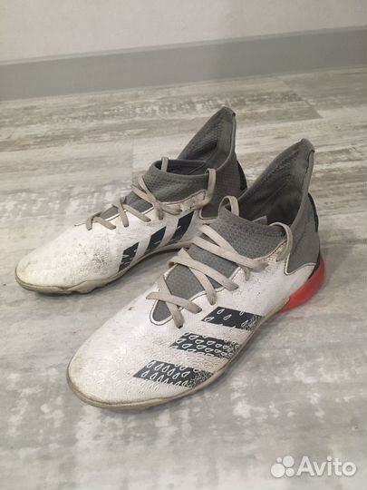 Бутсы adidas predator
