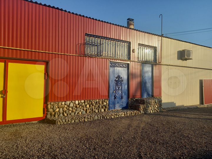 Торговая площадь, 240 м²