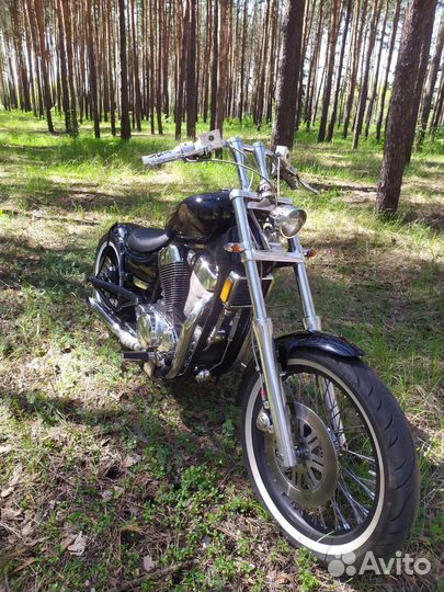 Suzuki Intruder VS 1400