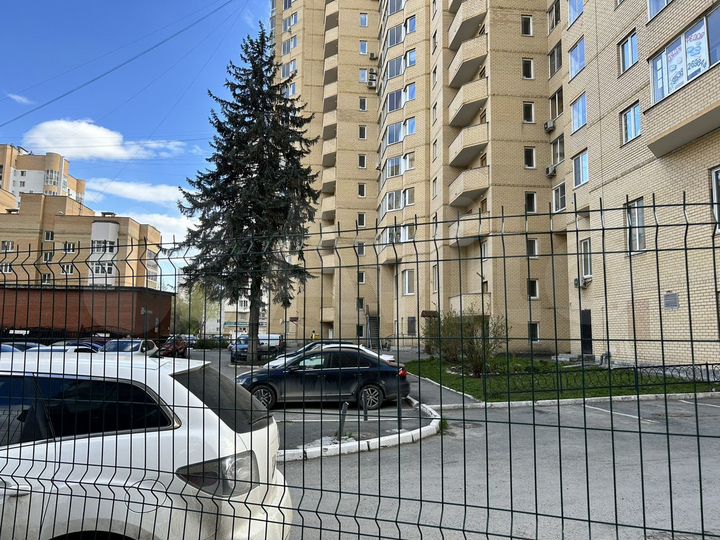 2-к. квартира, 77 м², 12/16 эт.