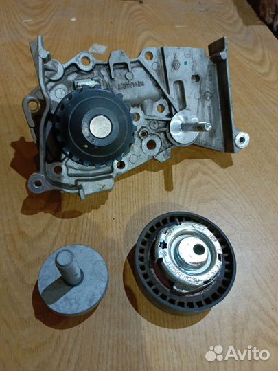 Помпа renault logan 2