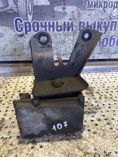 Блок ABS Peugeot 107