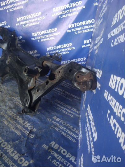 Передний подрамник Toyota Rav4 кроссовер 2010