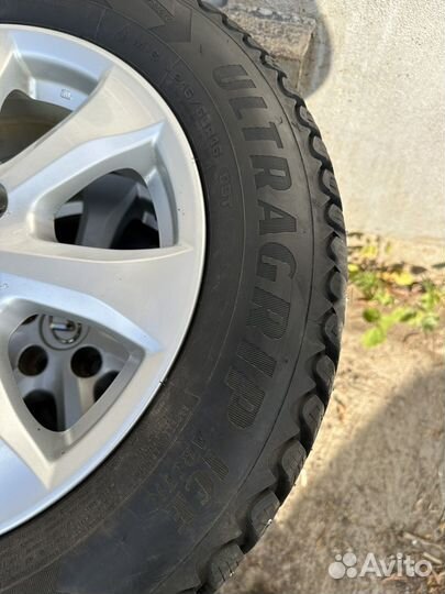 Комплект зимних колес Camry