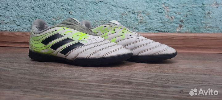 Бутсы футбольные сороконожки детские