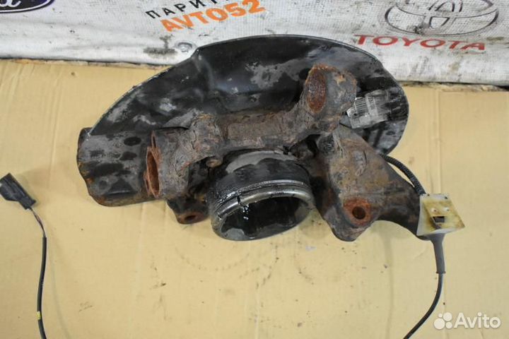 Кулак поворотный передний левый Volvo Xc90 1