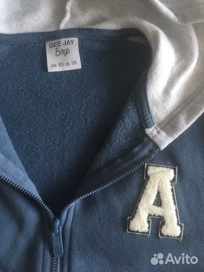 Толстовка для мальчика 110 новая