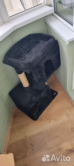 Кошачий домик с когтеточкой б/у