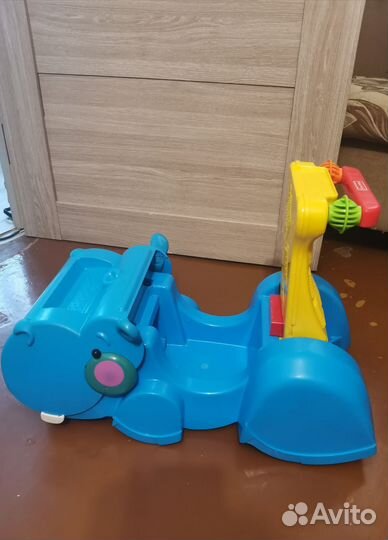 Игрушка Бегемот каталка ходунки