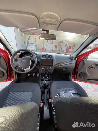 LADA Granta 1.6 МТ, 2021, 32 000 км