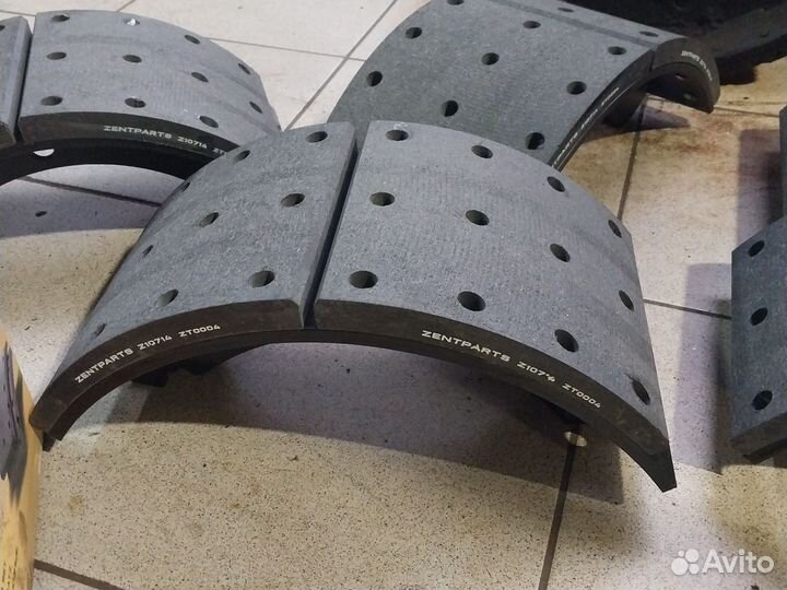 Z10708 накладки тормозные STD19939