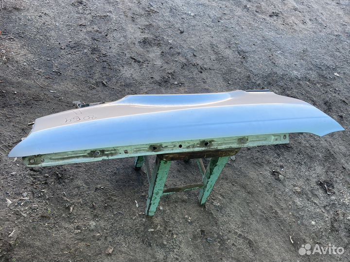 Правое крыло ауди 80 б4