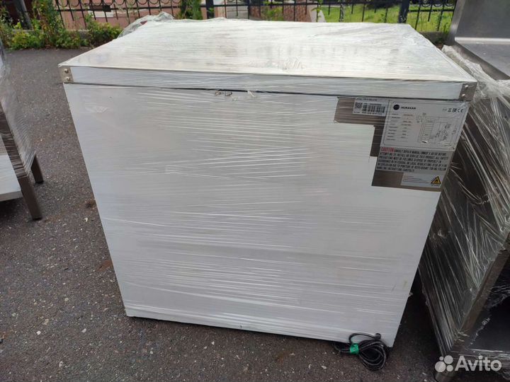 Стол с охлаждаемым шкафом Hurakan HKN-gnl2tn