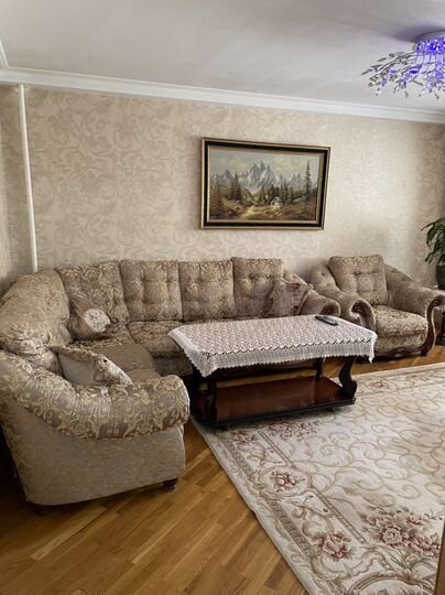 3-к. квартира, 77 м², 2/12 эт.