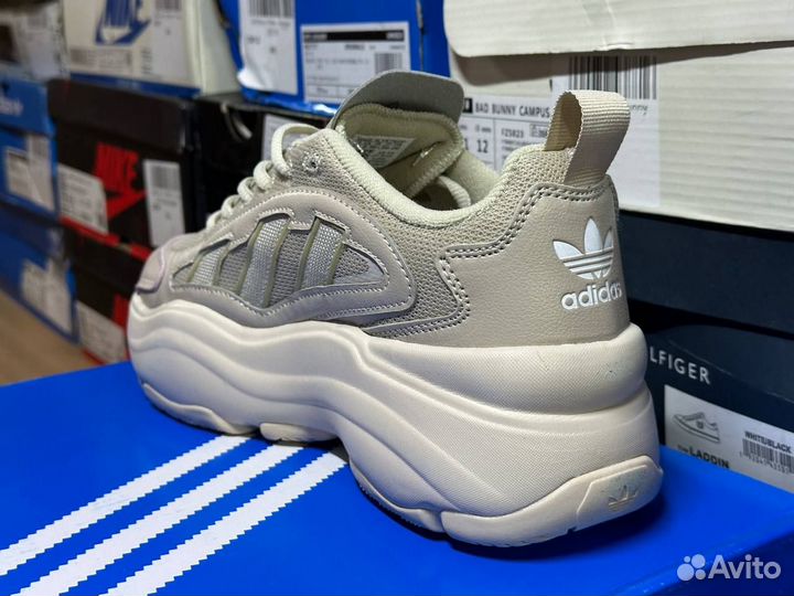 Кроссовки Adidas Originals Ozgaia женские