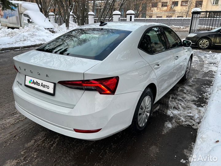 Skoda Octavia 1.6 AT, 2021, 23 500 км