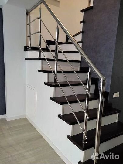 Поручни и перила из нержавеющей стали