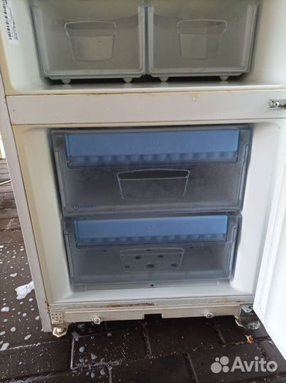 Холодильник