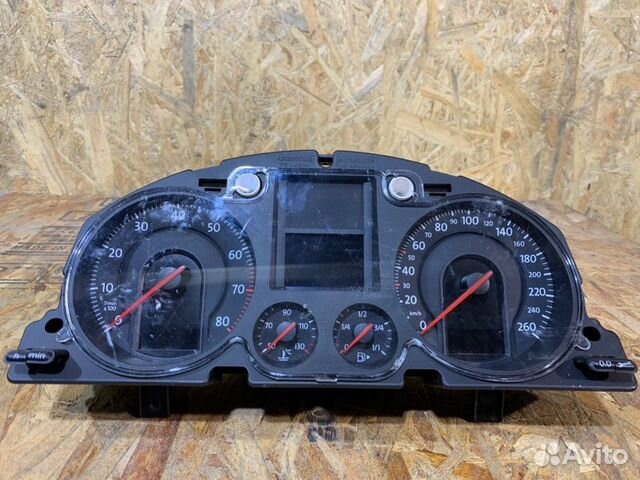 Панель приборов Volkswagen Passat B6 2005-2010