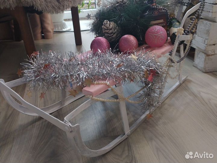 Новогодние сани для декора