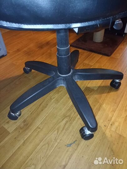 Офисное кресло бу