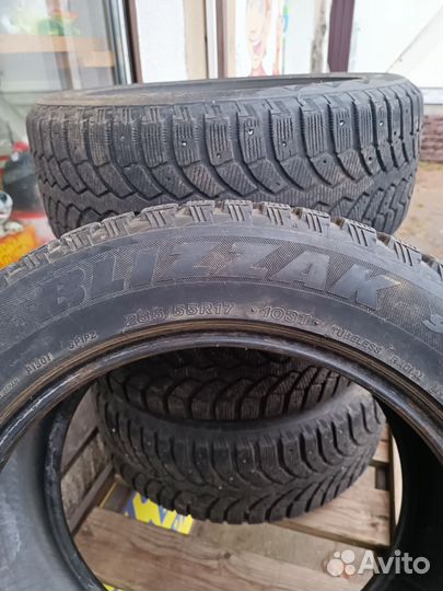 Bridgestone Blizzak Spike-01 235/55 R16 103T