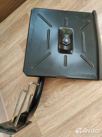 Кронштейн для телевизора на стену