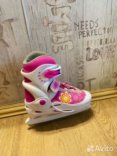 Коньки хоккейные