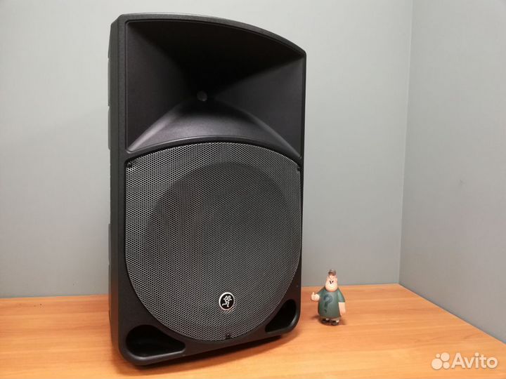 Mackie Thump15A TH-15A Активная акустическая