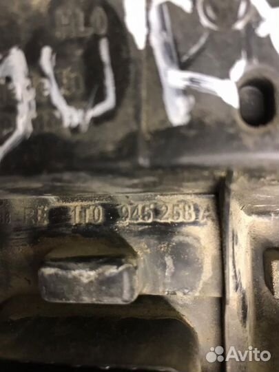 Фонарь задний правый VW Touran с 2003-2006 год