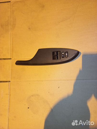 Блок стеклоподъемников на Тойота королла 150 кузов