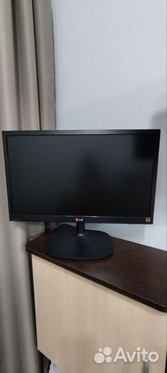 Монитор LG 22M35D 21.5