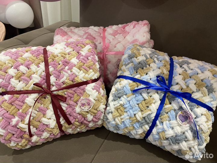 Плюшевые пледики для малышей в кроватку и коляску
