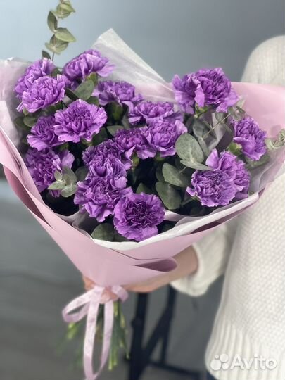 Стойкая гвоздика, гвоздика цветы, букет гвоздик