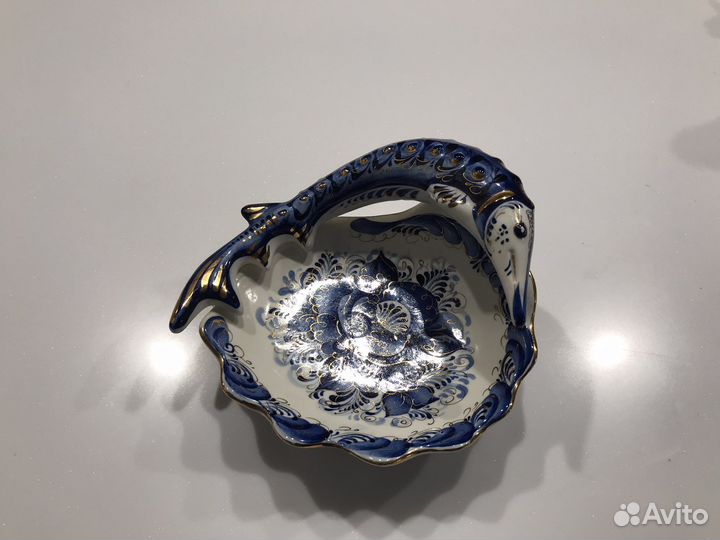 Пепельница- икорница Гжель, авторская работа